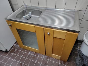 Gratis keukenblok met spoelbak