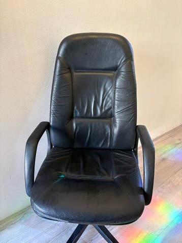 Gratis zwarte bureaustoel - Alleen ophalen