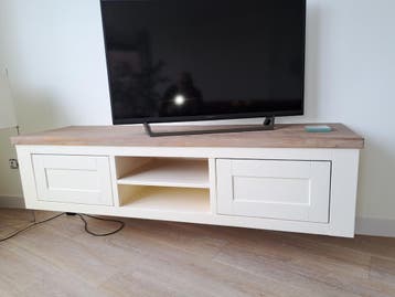 hangen tv meubel