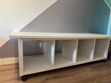 IKEA Kallax kast met bredere plank en wieltjes
