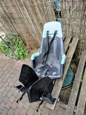Gratis bobike achterzitje met jas bescherners