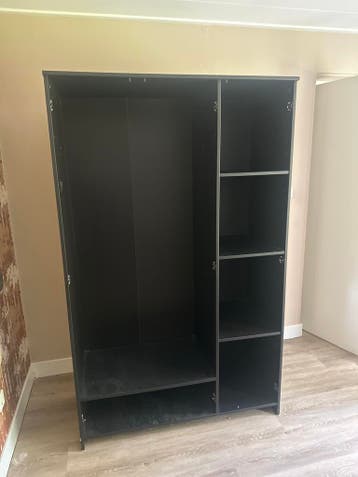 IKEA Brimnes kledingkast met 3 deuren zwart