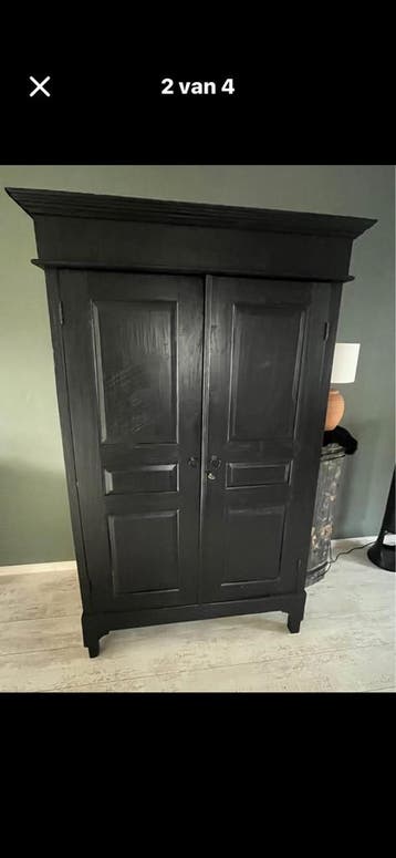 GRATIS prachtige zwarte kast industrieel Japandi stoer sober