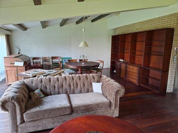 Chesterfield look bank