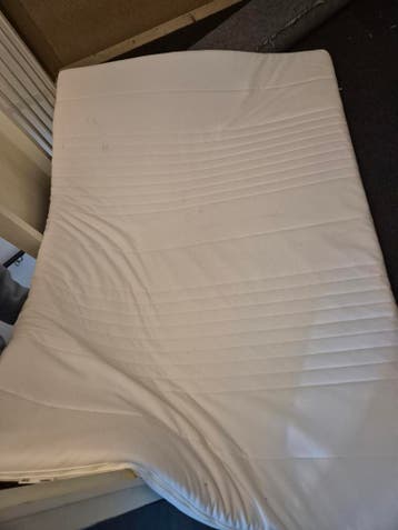 Ikea topper 140 x 200 GRATIS
