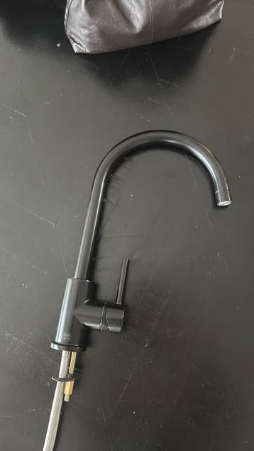 Aqua vive keukenkraan zwart GRATIS