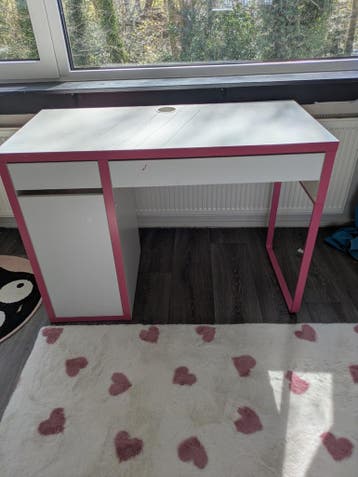 Gratis bureau Micke