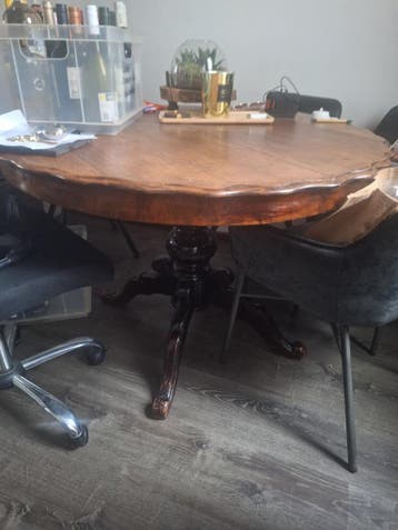 Antieke houten ronde tafel - Klassiek design