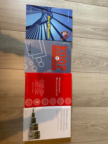 Vier studieboeken: Ethics & Business, Consumentenkoop, Hoofd