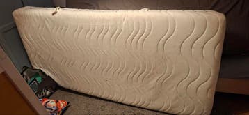 Gratis 2x Matrassen 90x200 cm - Uitwasbare hoes