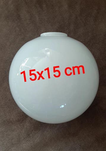 GEZOCHT....DEZE LAMPENBOLLEN