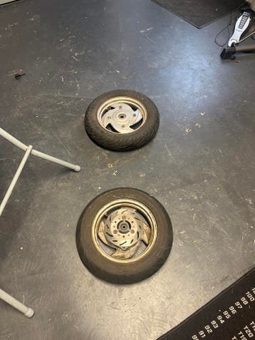 Sym Mio voorvelg - goed gebruikt, klein prijsje