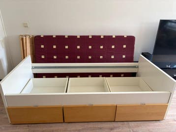 GRATIS OPHALEN Eenpersoonsbed met opberglades