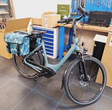 FIETS GESTOLEN: Gazelle Paris C7+ Plus
