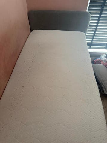 Eenpersoonsbed IKEA met matras