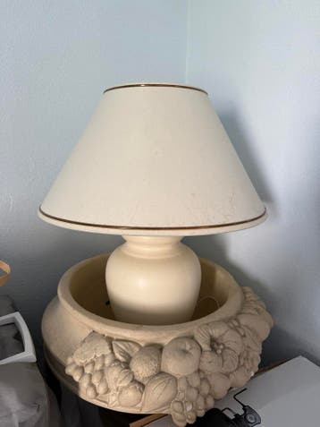 Vintage Tafellamp met Fruitmotief en Crèmekleurige Kap