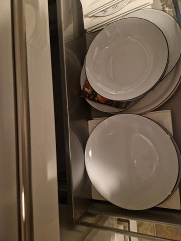 Servies, glazen en kommetjes - Diverse keukenspullen