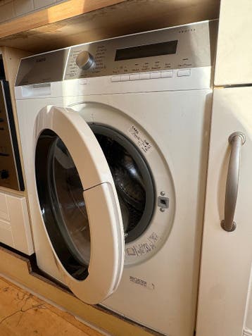 Wasmachine (GRATIS ophalen in weekend van 10-12 april)