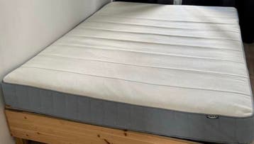 Gratis op te halen matras 140x 200