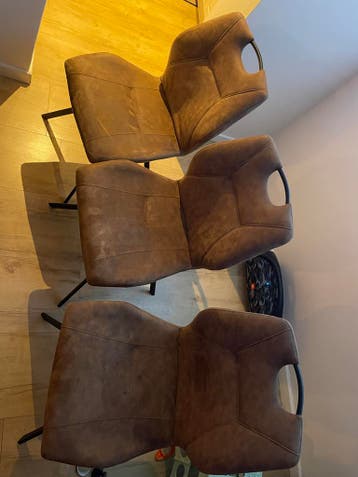3 eetkamerstoelen - GRATIS