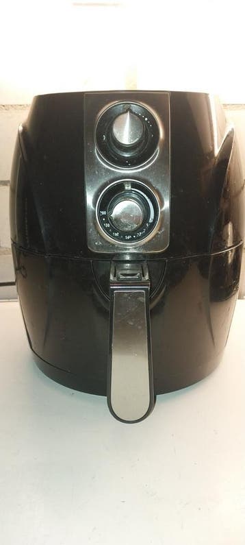 Zwarte airfryer