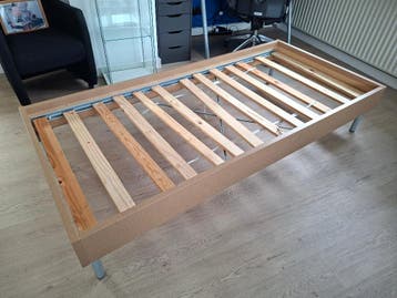 Gratis 1 persoonsbed 90x200 met matras