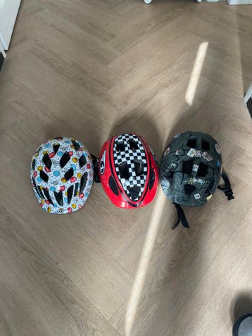 3 kinder fietshelmpjes