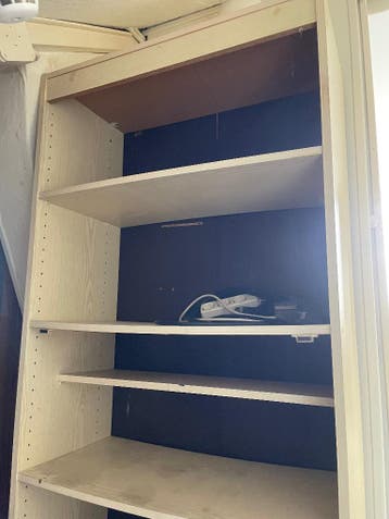 Gratis kast en andere meubels