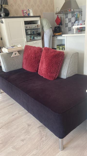 Zwart/grijze bank montel   160 br. 63/80 diep en stoel