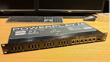 Gezocht Behringer p16i