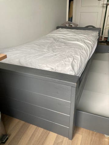 WOOOD bed gratis op te halen