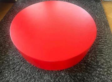 Rode hocker / salontafel van kunstleer