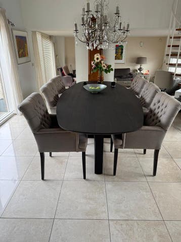 Eetkamerstoelen gratis op te halen