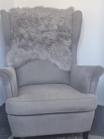 Goede grijze fauteuil gratis op te halen