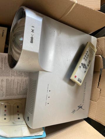Promethean Projector met Afstandsbediening - Gebruikt