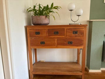 Teakhouten dressoir met lades en plank