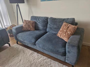 GRATIS 2,5-zits bank en loveseat
