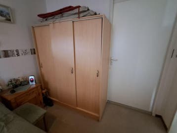 Gratis Linnenkast 150cm x 57cm x 177cm