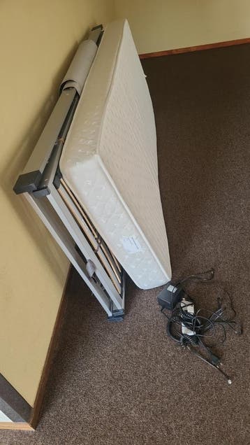 Elektrische lattenbodem met matras