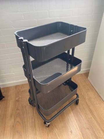 IKEA RÅSKOG | rolkastje | gratis ophalen Amsterdam Noord