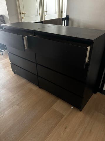 2x IKEA Malm ladeblokken met 4 lades - Zwart