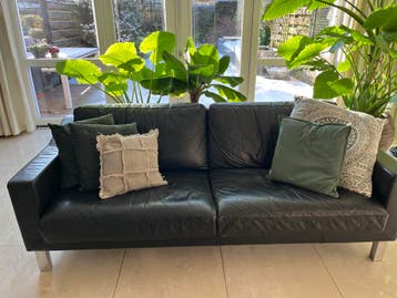 LEOLUX Antonia GRATIS  twee banken, zwart leer