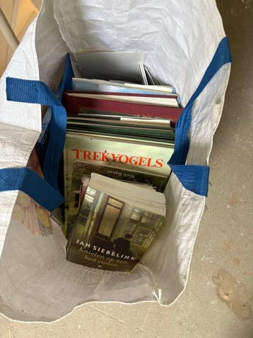 Big shopper Tas met diverse boeken GRATIS