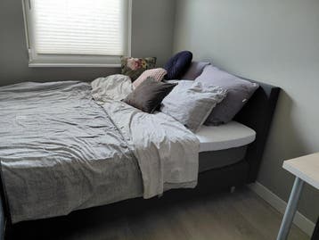 Gratis boxspring 1.60 x 2.00 antraciet