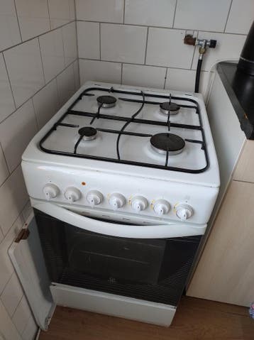 Gasfornuis (elektra werkt niet)