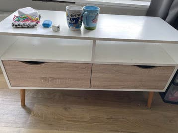 Kastje met 2 laadjes