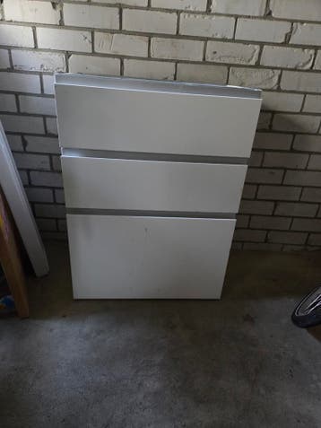 Witte onderkast keuken met 3 lades