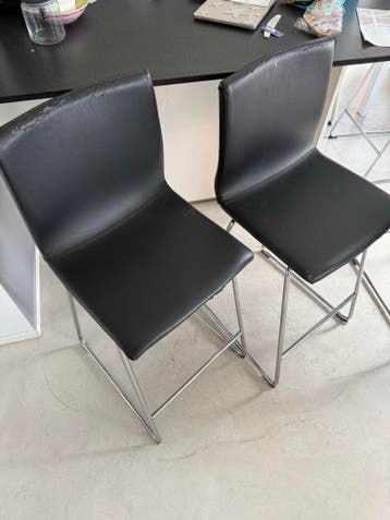 Gratis 2 LILLÅNÄS barkrukken IKEA zwart