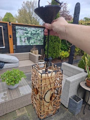 Hanglamp rotan en metaal, vintage stijl