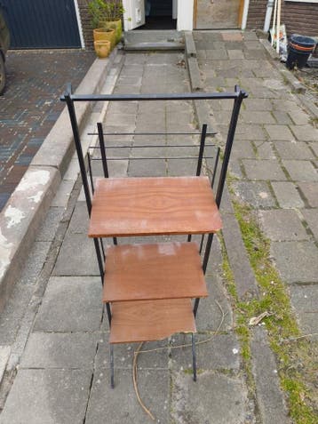 Vintage kastje gratis op te halen